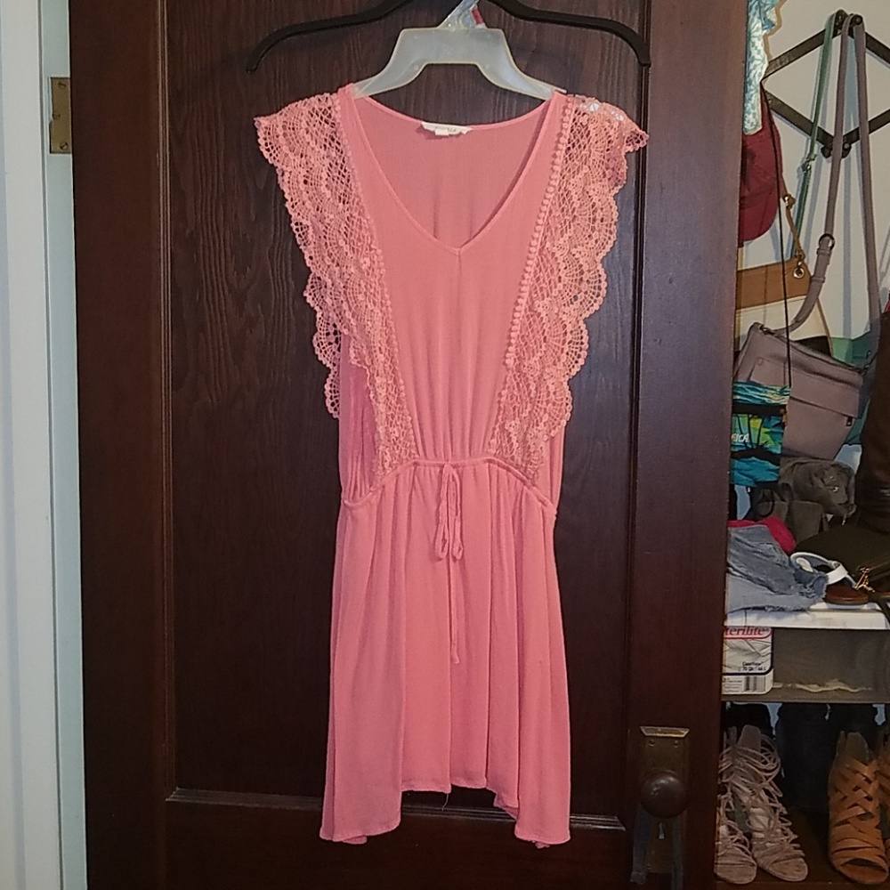 Illa Illa coral lace dress Small